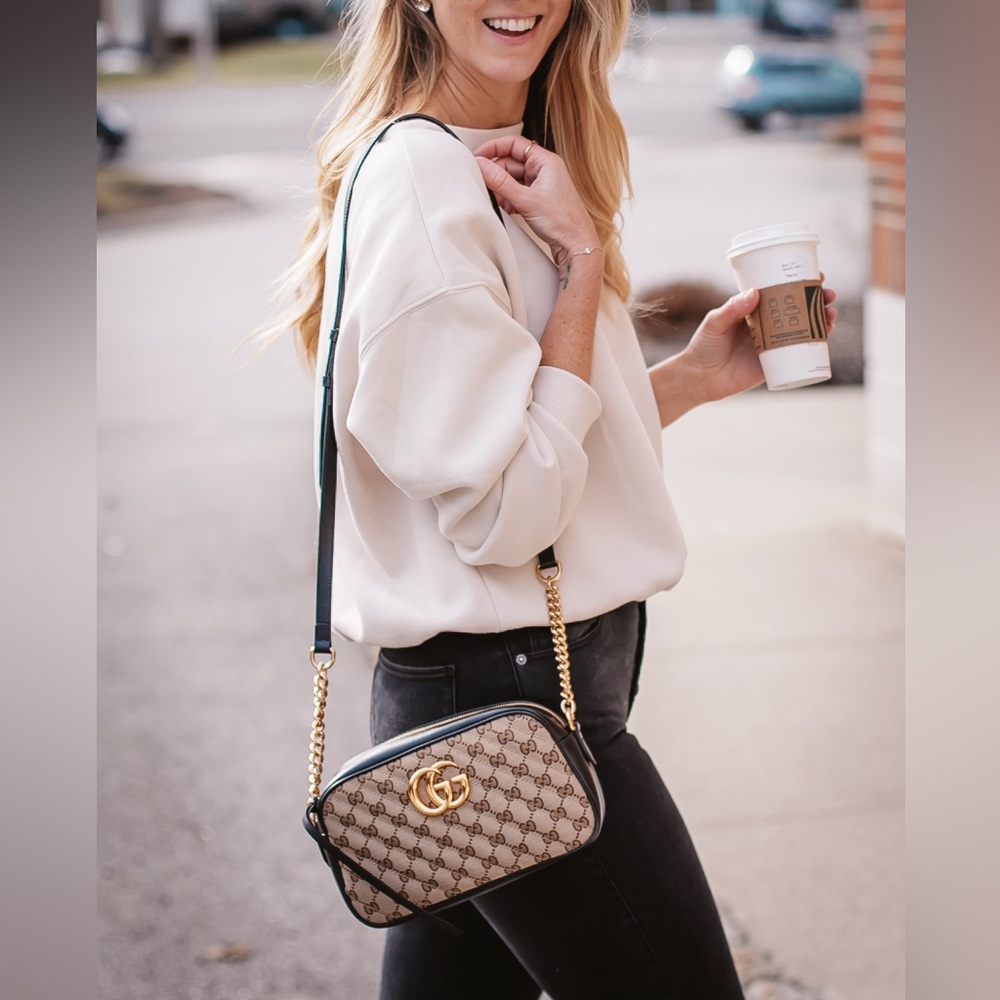 Gucci Tan and Black Crossbody Bag with Gold Logo NWOT